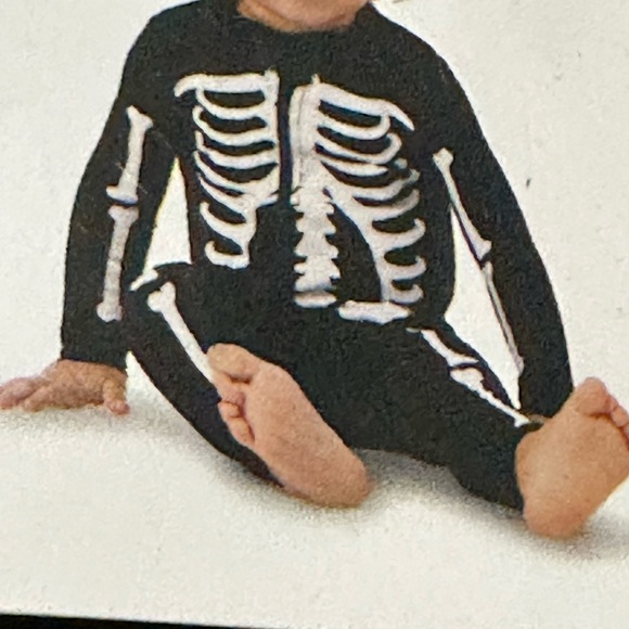 Halloween Infant All In One Sleeper 18 Months Glow In The Dark - Picture 7 of 8